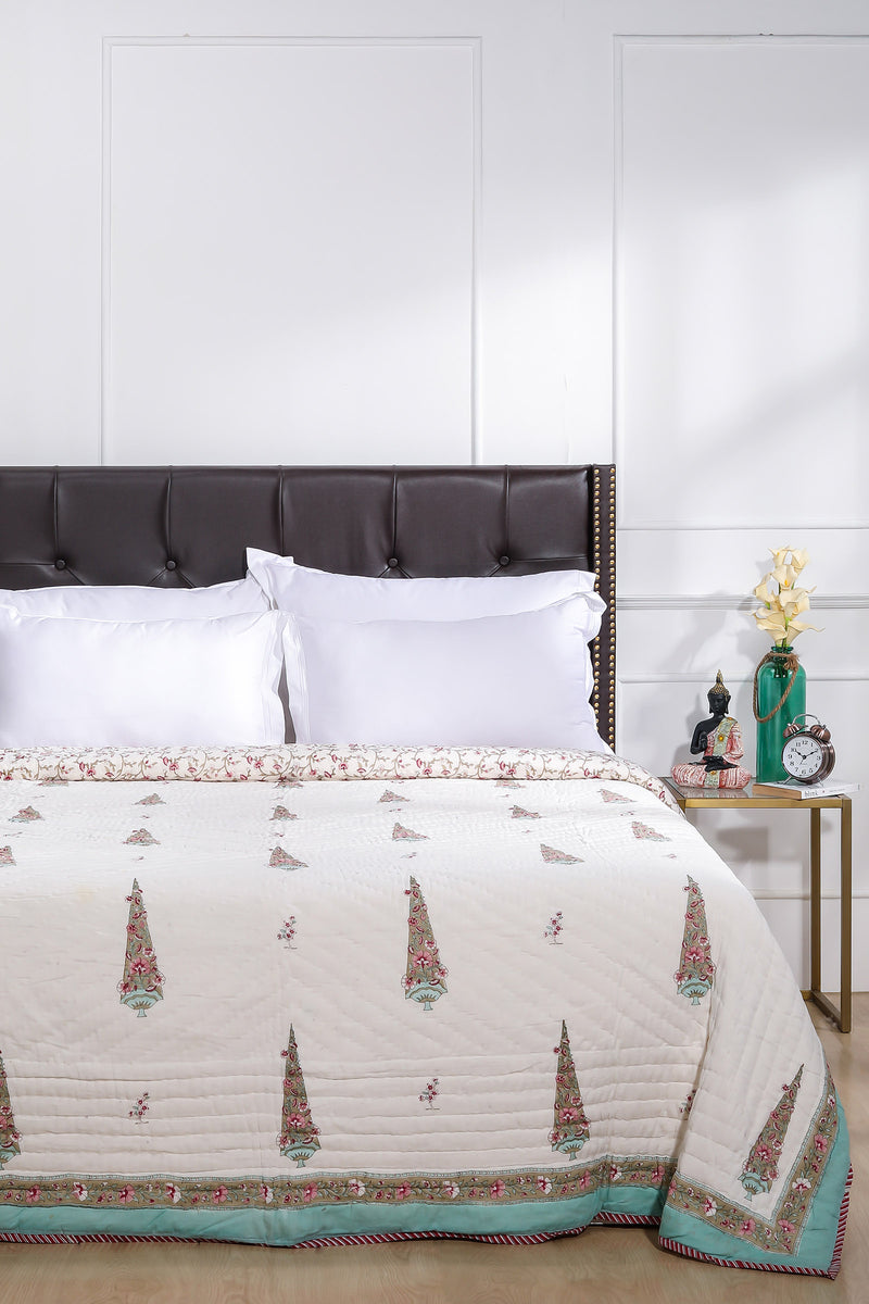 Buy quilts, quilts online, cotton quilts, quilts india, comforters and