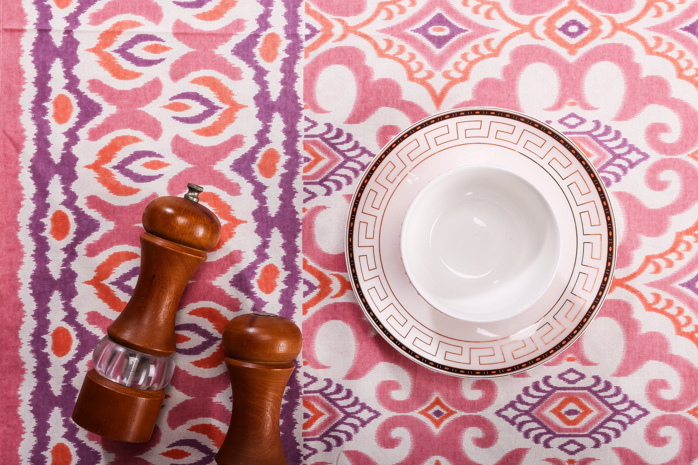 Azariah Pink Printed Cotton Table Cover - shahenazindia