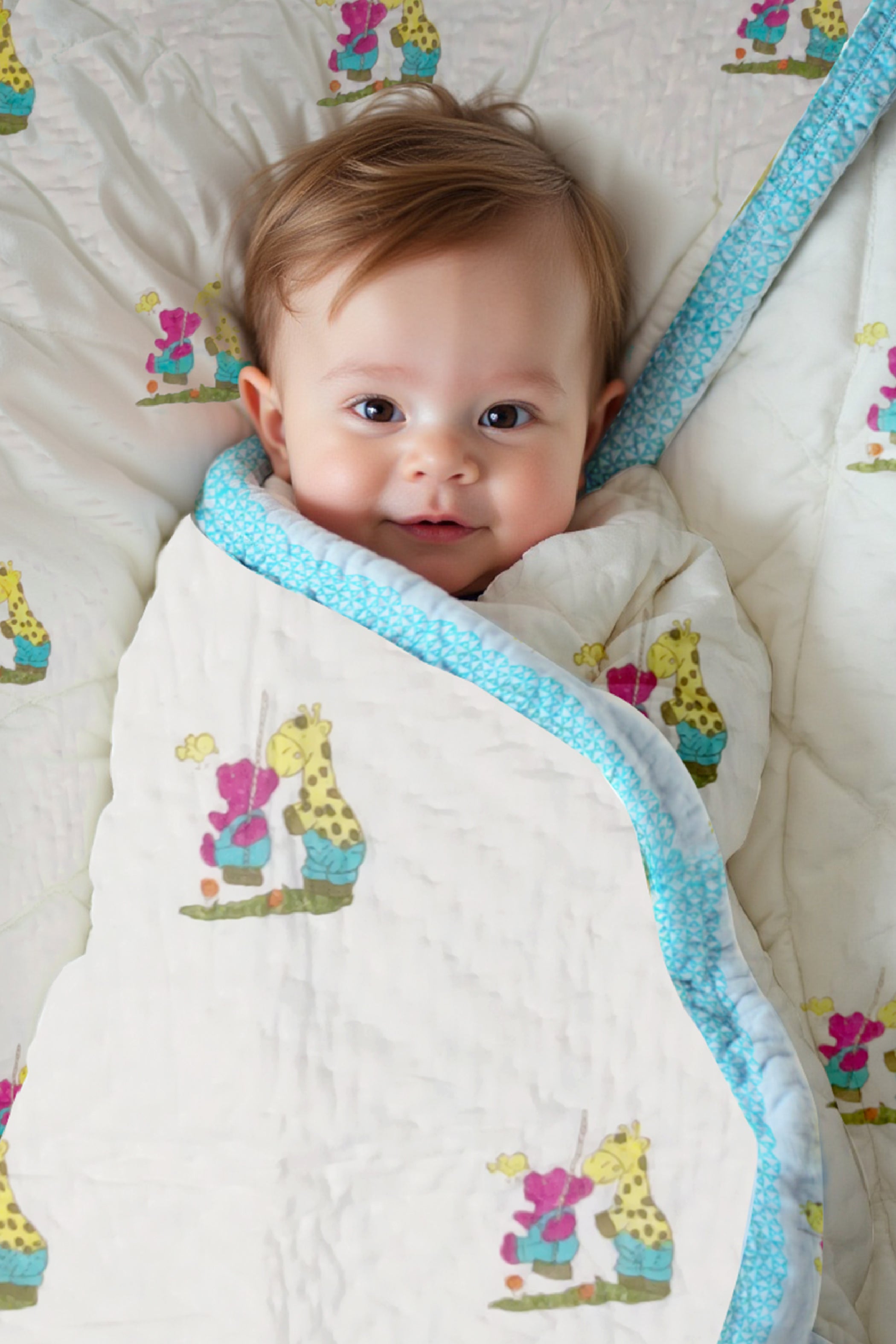 Baby Giraffe And Bear Playing Cotton Quilt