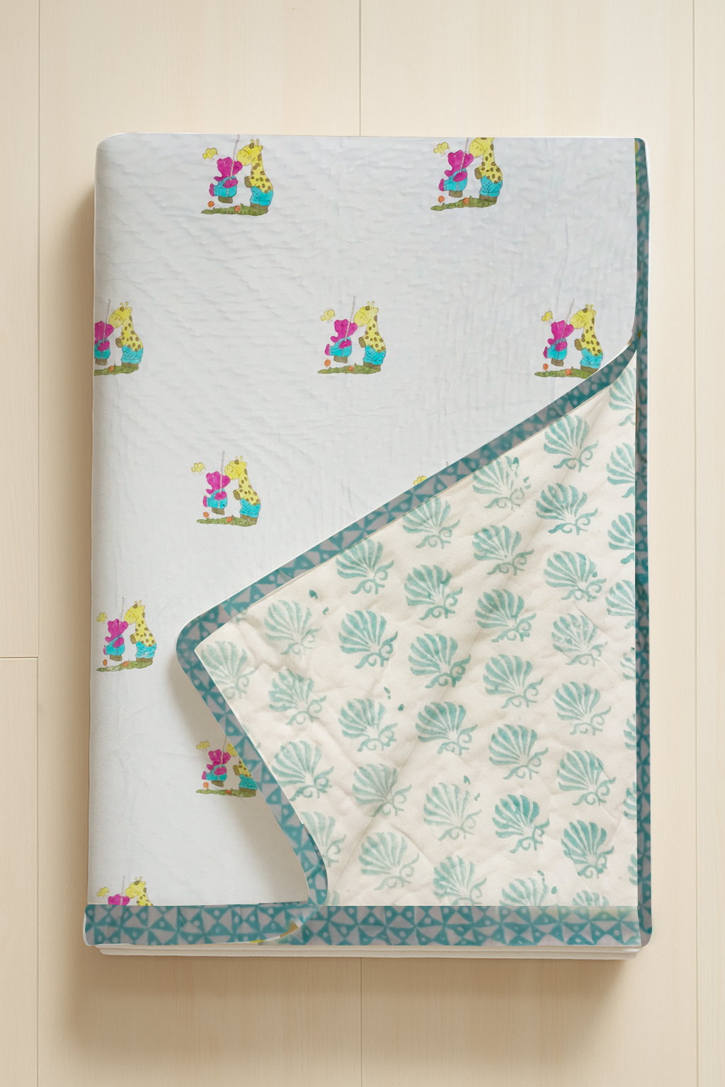 Baby Giraffe And Bear Playing Cotton Quilt