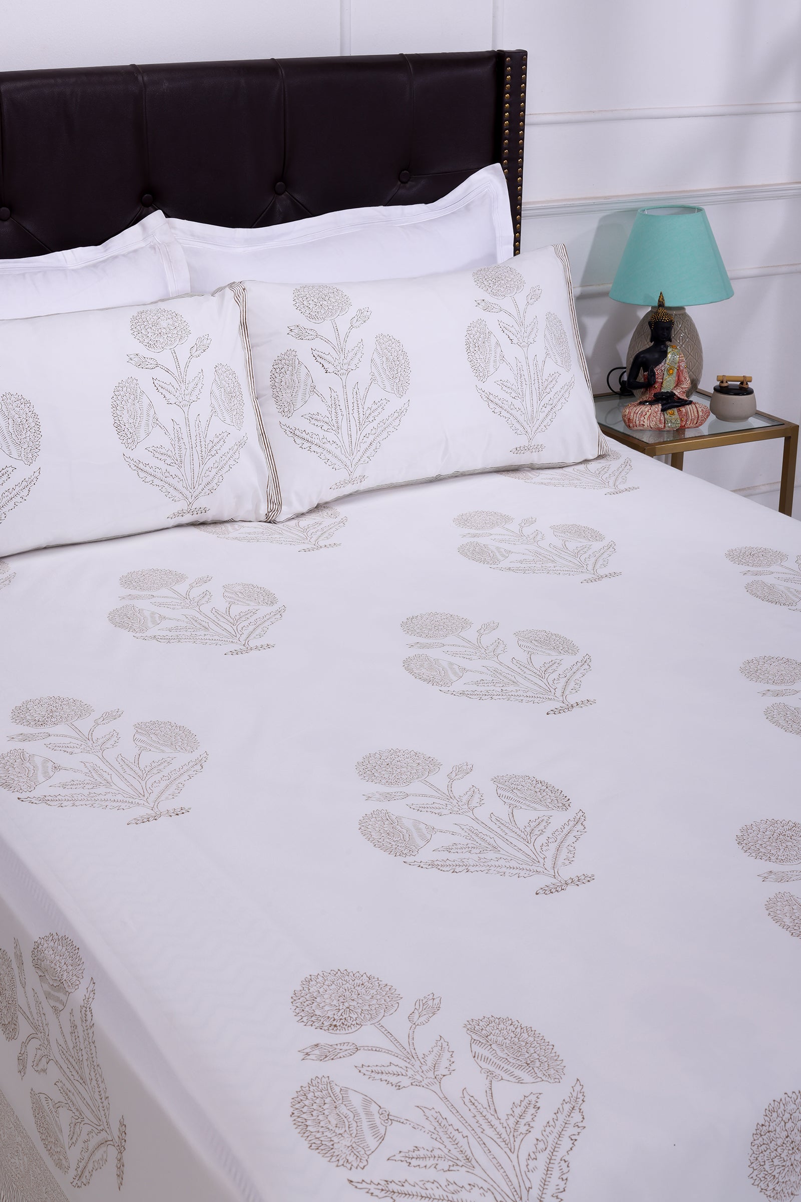 Blooming Phool Beige Cotton Percale Bedsheet - shahenazindia