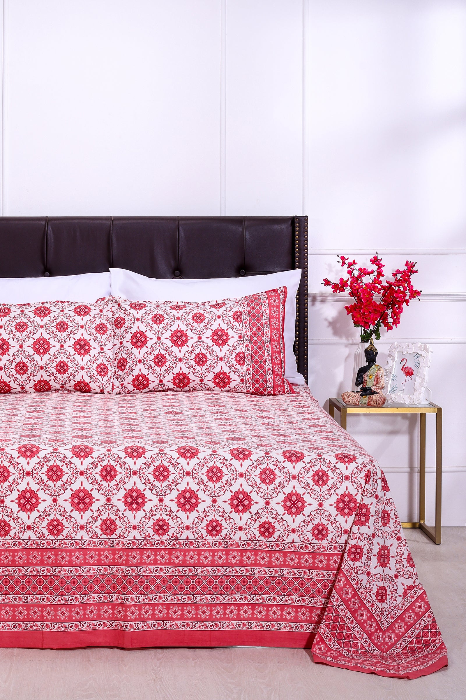 Emaline Jhaal Pink Cotton Bedsheet