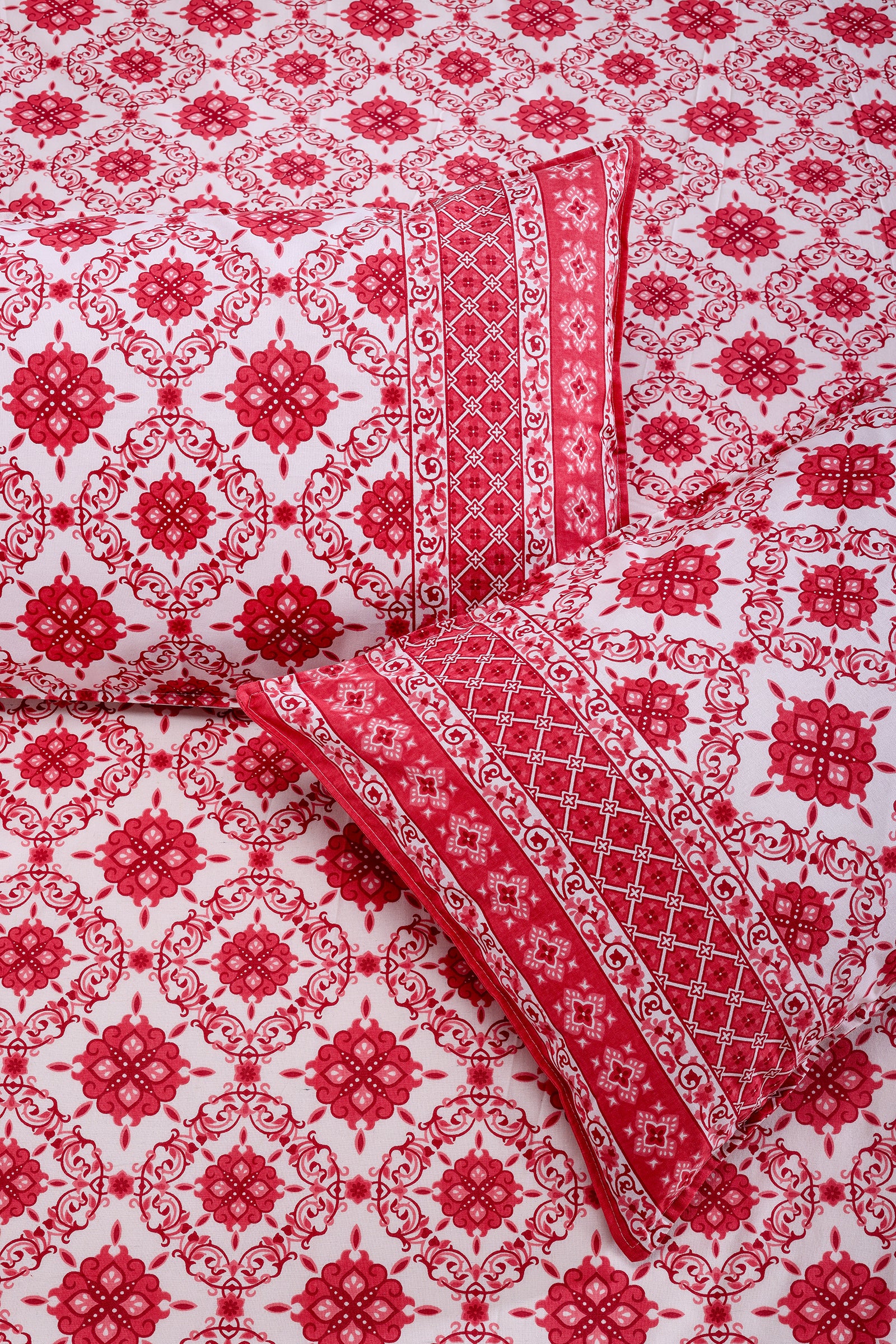 Emaline Jhaal Pink Cotton Bedsheet