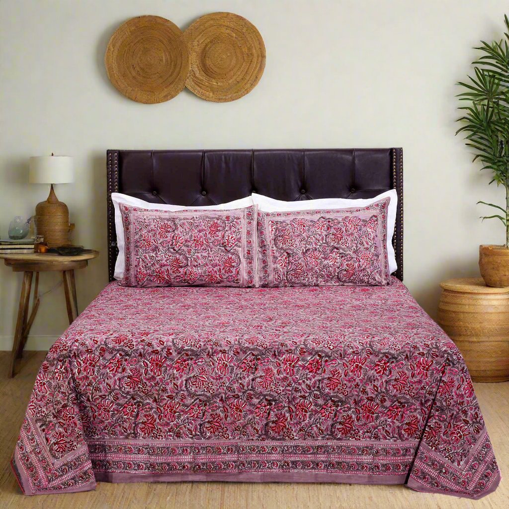 Gayatri Purple Cotton  Bedsheet