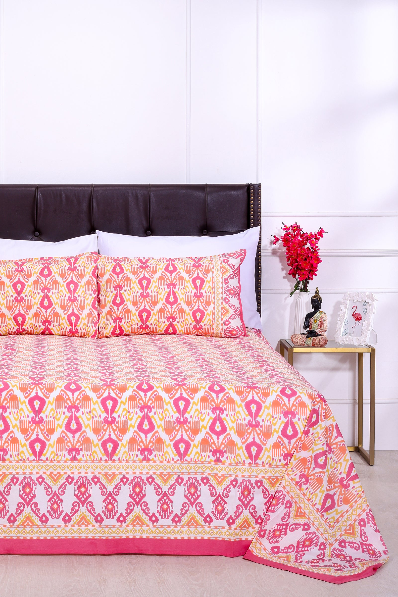 Ikkat Alfas Pink Cotton Bedsheet