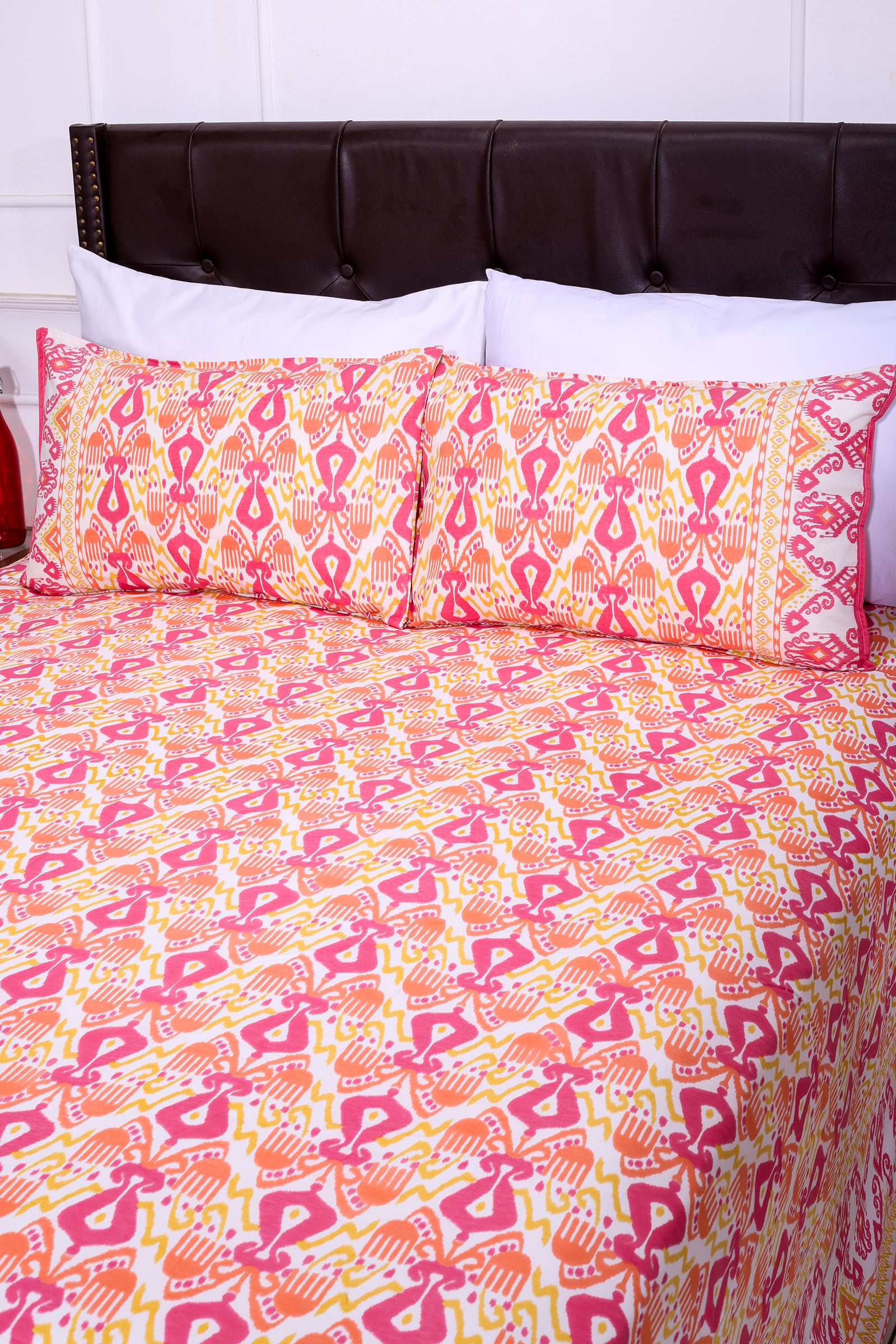 Ikkat Alfas Pink Cotton Bedsheet