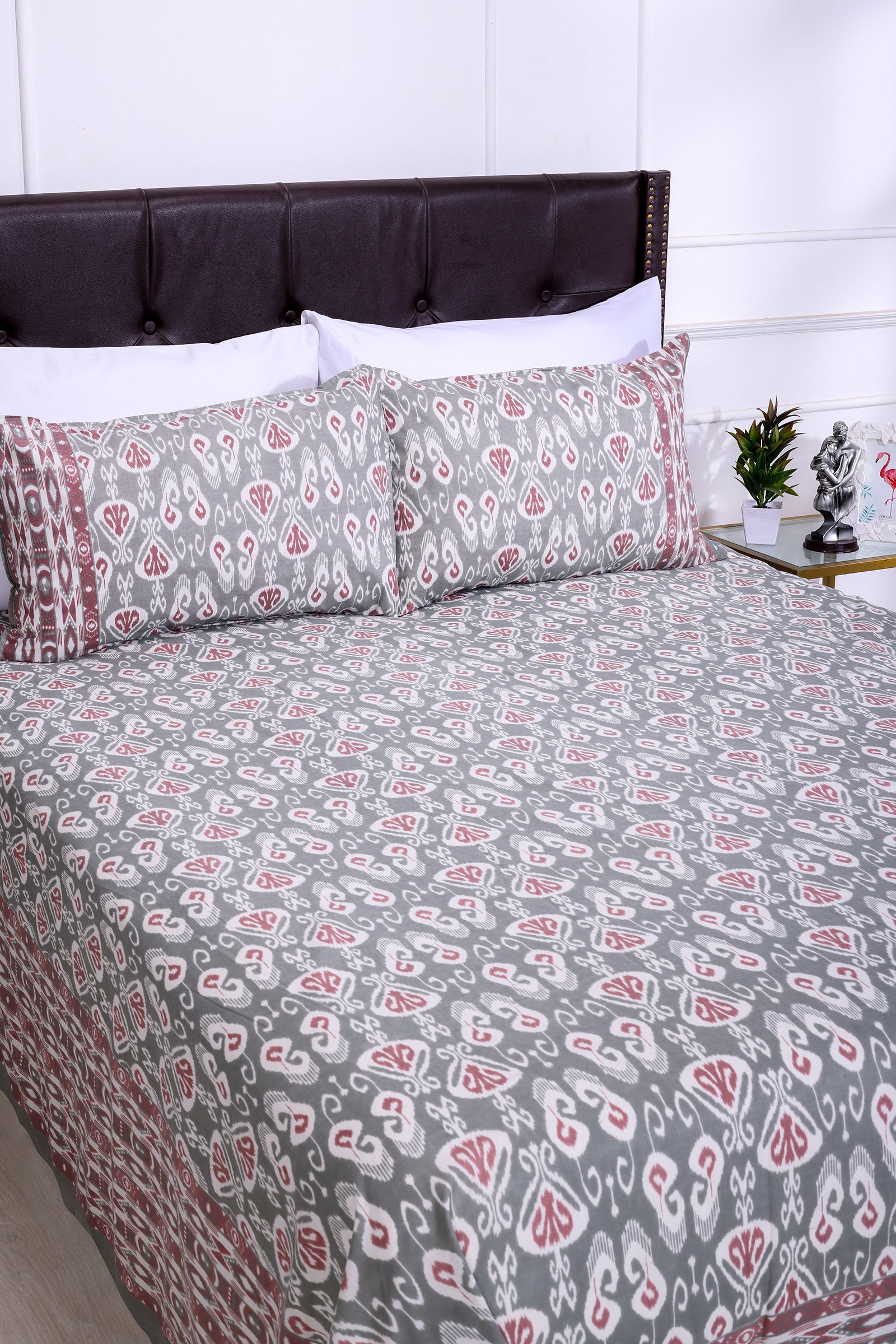 Ikkat Dionne Grey Cotton Bedsheet