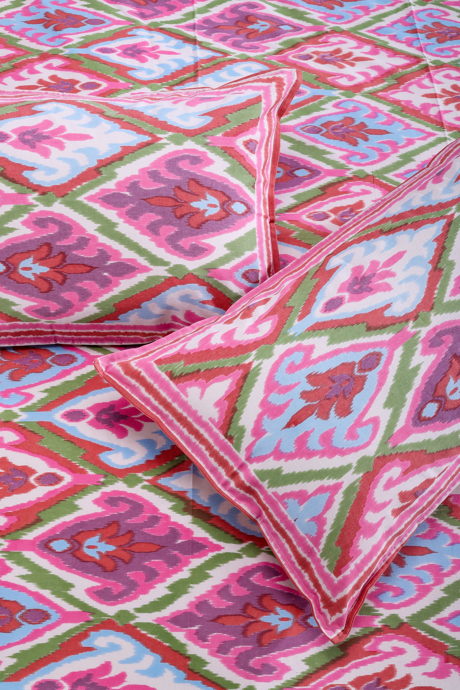 Ikkat Medley New Pink Cotton Bedsheet