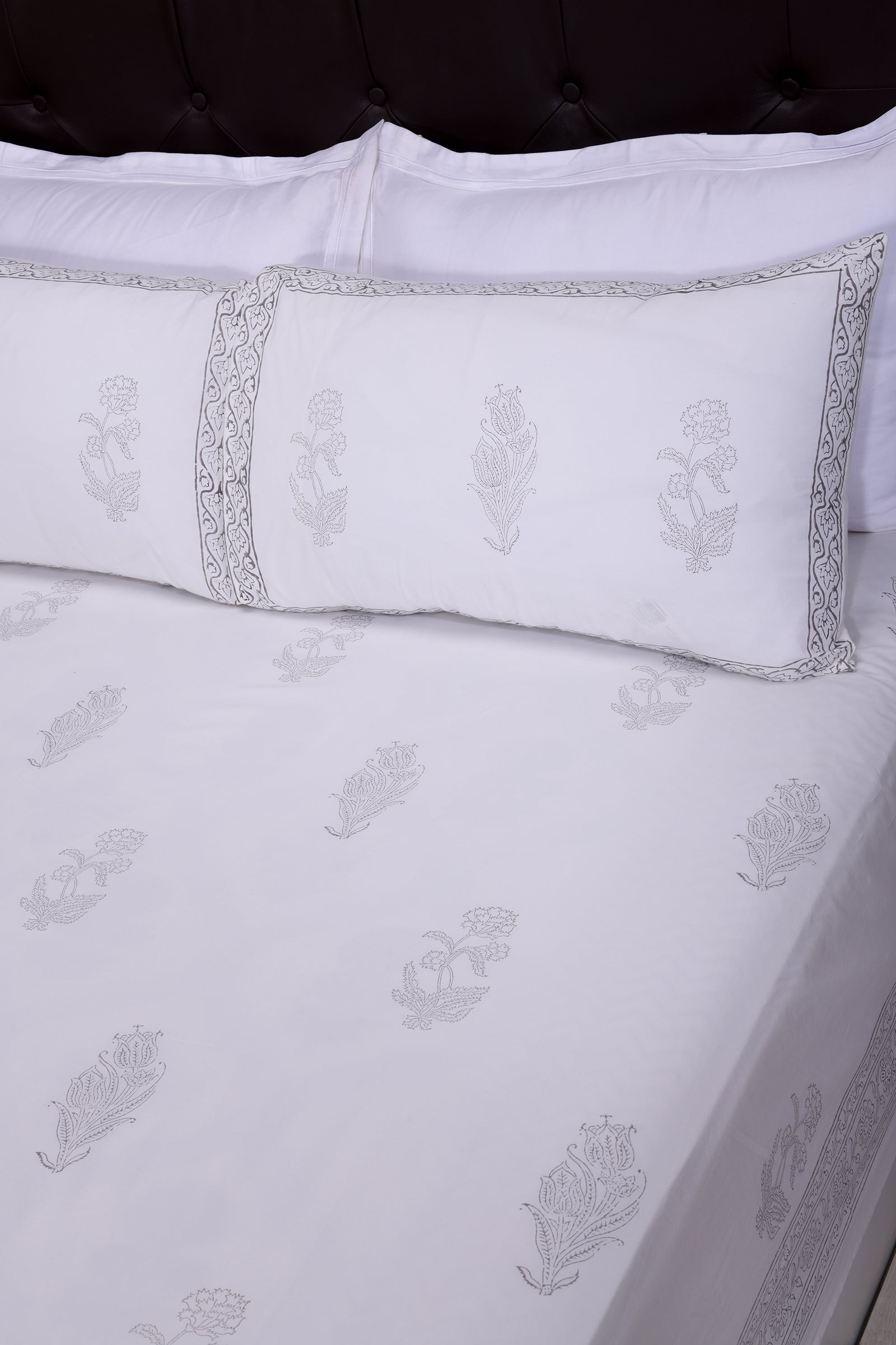 Jeevika Grey Cotton Percale Bedsheet - shahenazindia