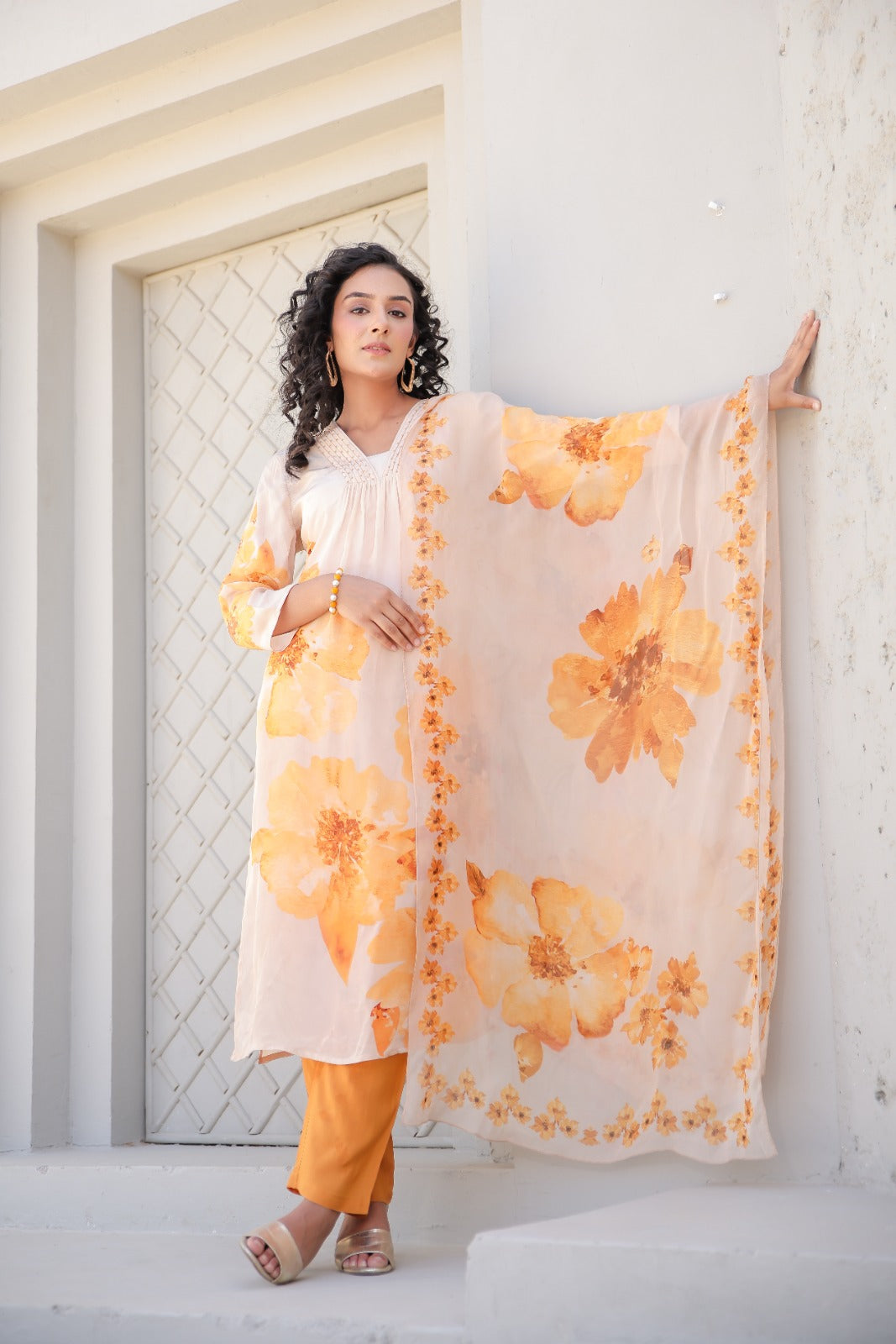 Fazlin Gulshan Mustard Kurta Set With Dupatta