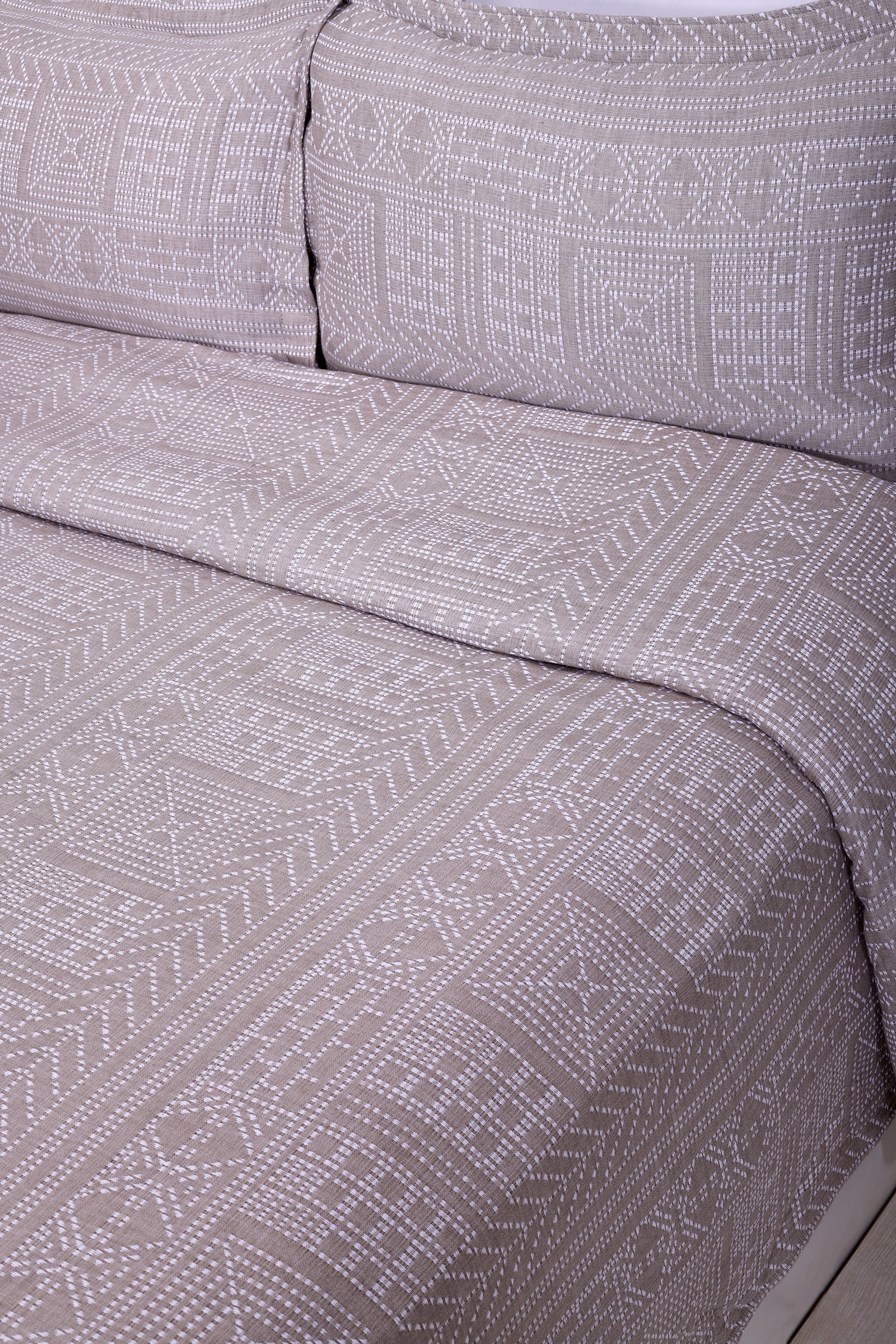 Kantha Stitch Beige Cotton Bedcover - shahenazindia