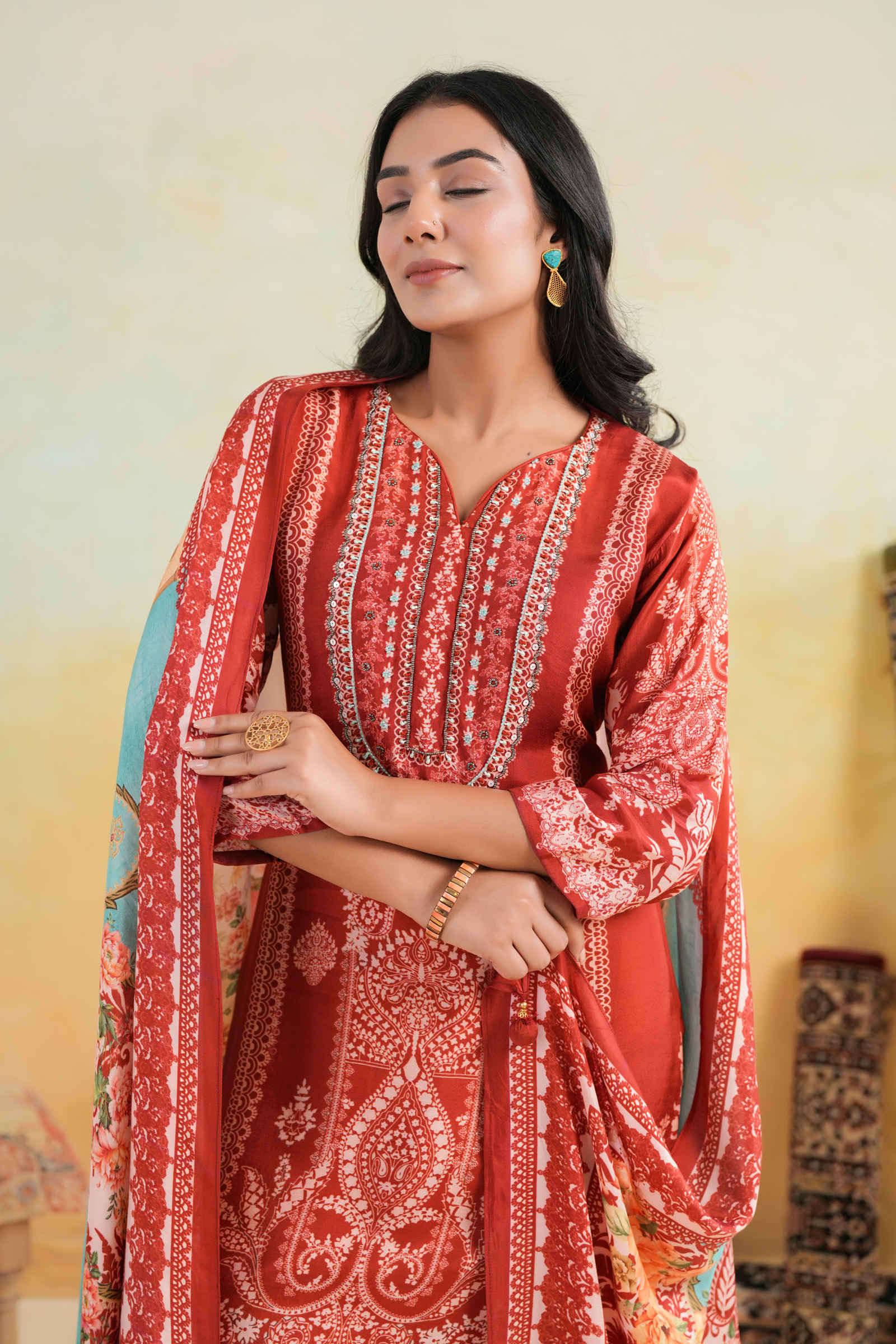 Kavish Zoya-e-Aafreen Deep Red Kurta Pant and Dupatta Set