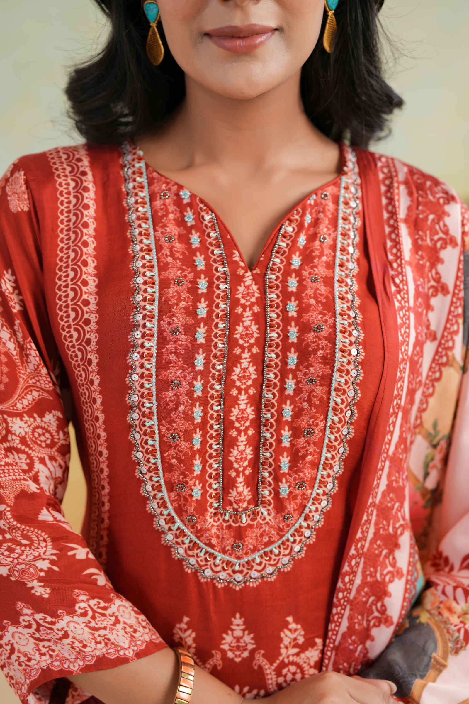 Kavish Zoya-e-Aafreen Deep Red Kurta Pant and Dupatta Set