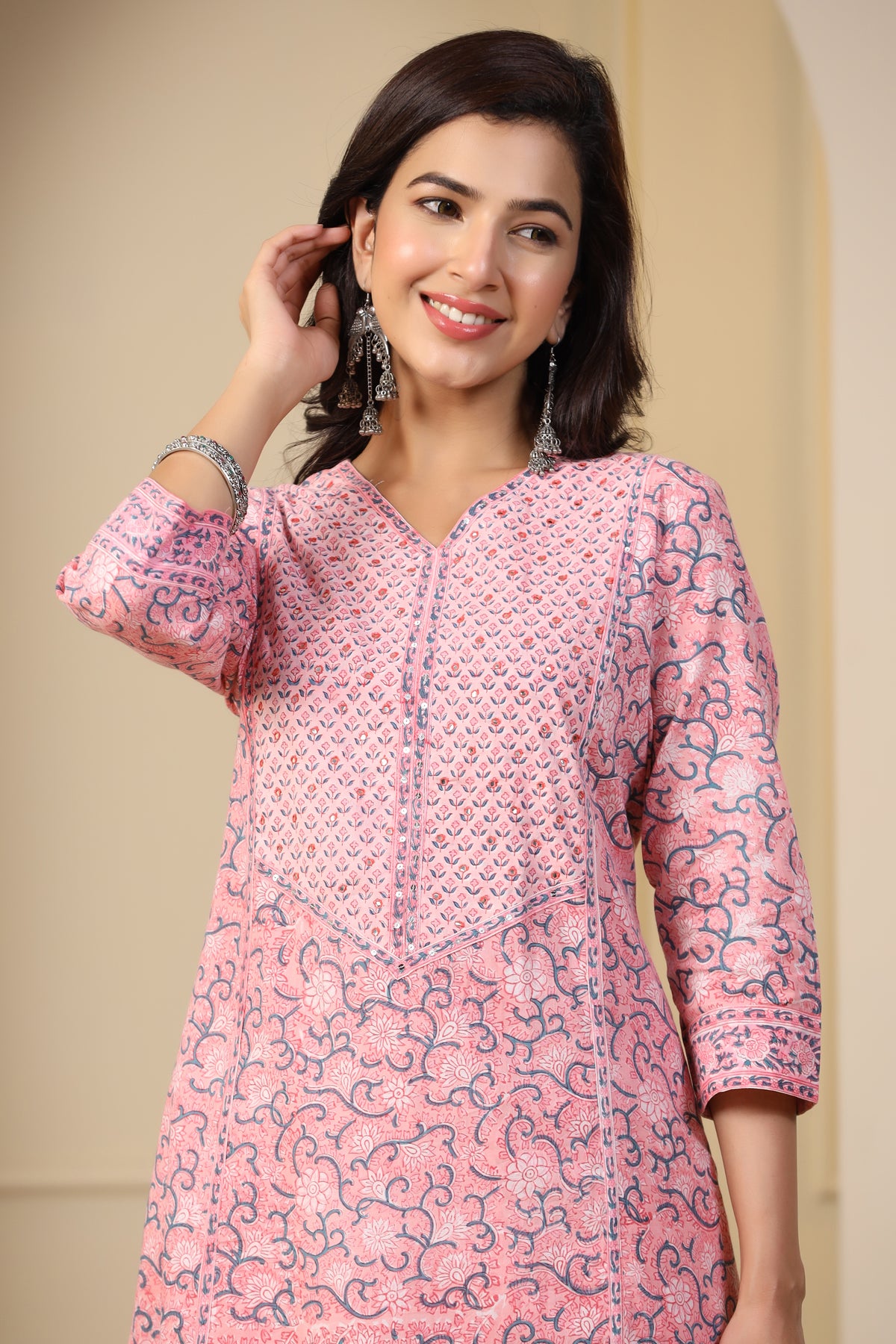Maheen Falak V Neck Pink Block Printed A Line Cotton Kurta - shahenazindia