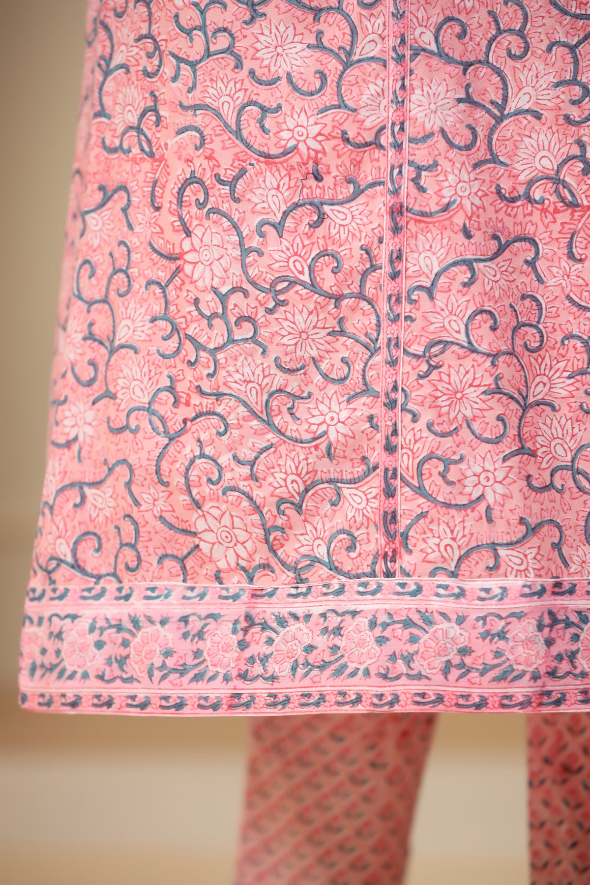 Maheen Falak V Neck Pink Block Printed A Line Cotton Kurta - shahenazindia