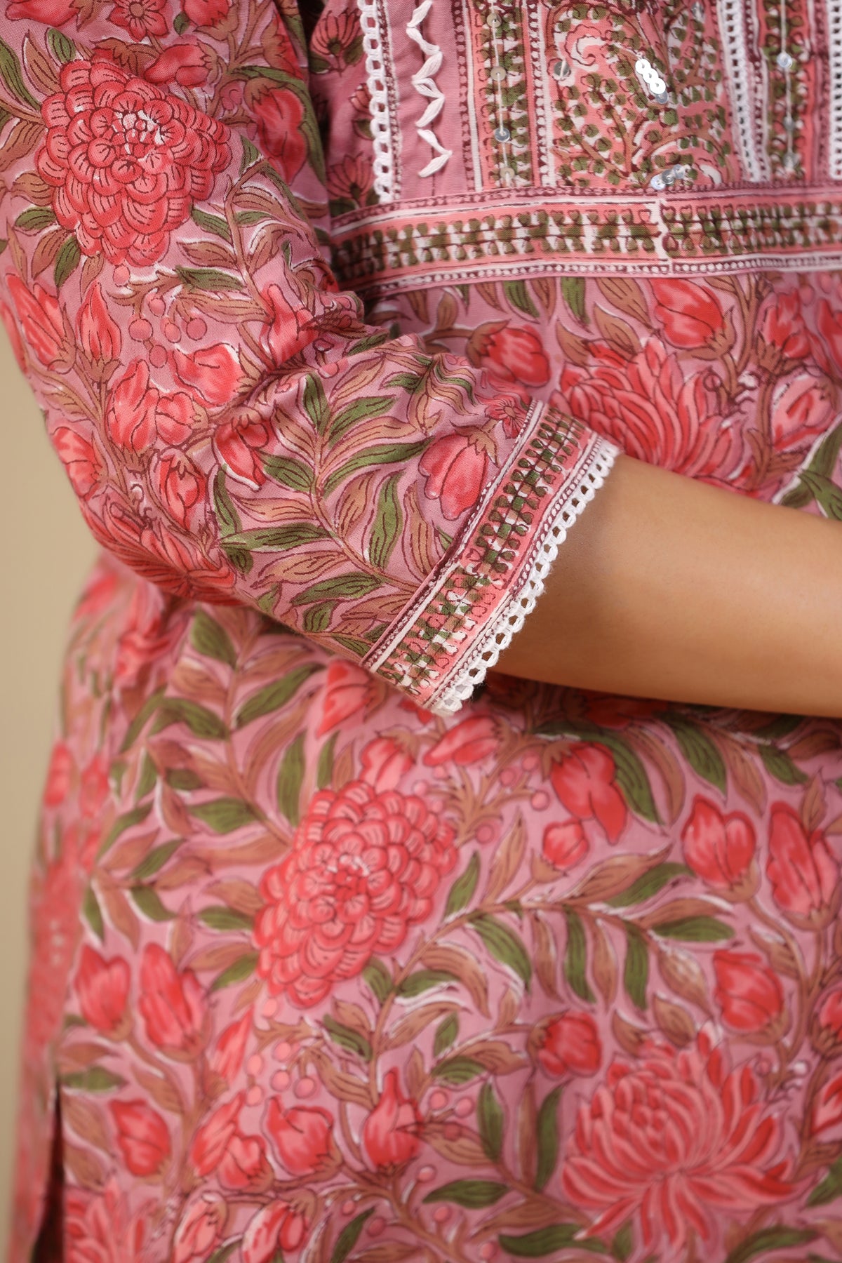 Maheen Mahek Round Neck Pink Block Printed Cotton Kurta - shahenazindia