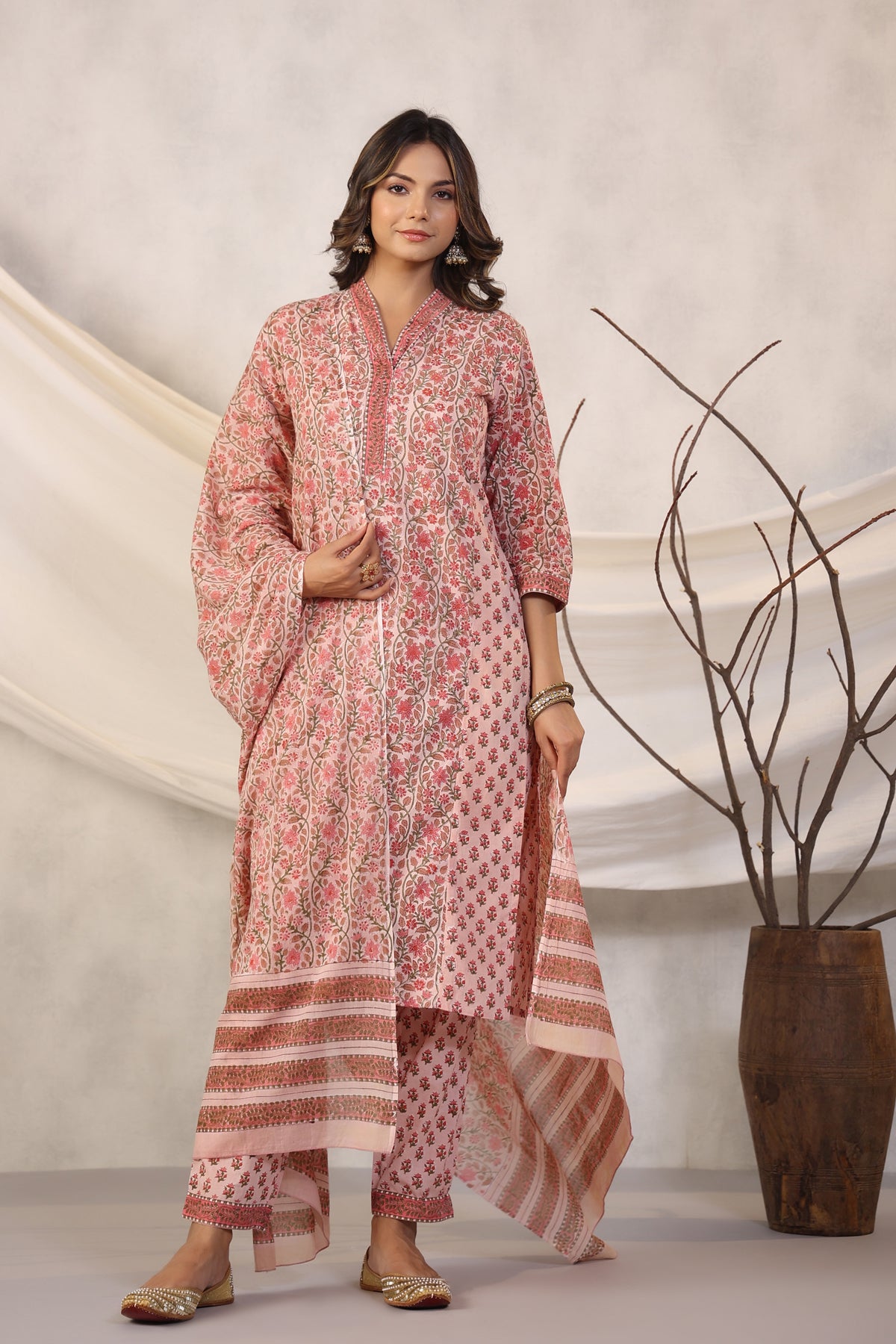 Maheen Suhani V Neck Pink Block Printed Cotton Kurta - shahenazindia
