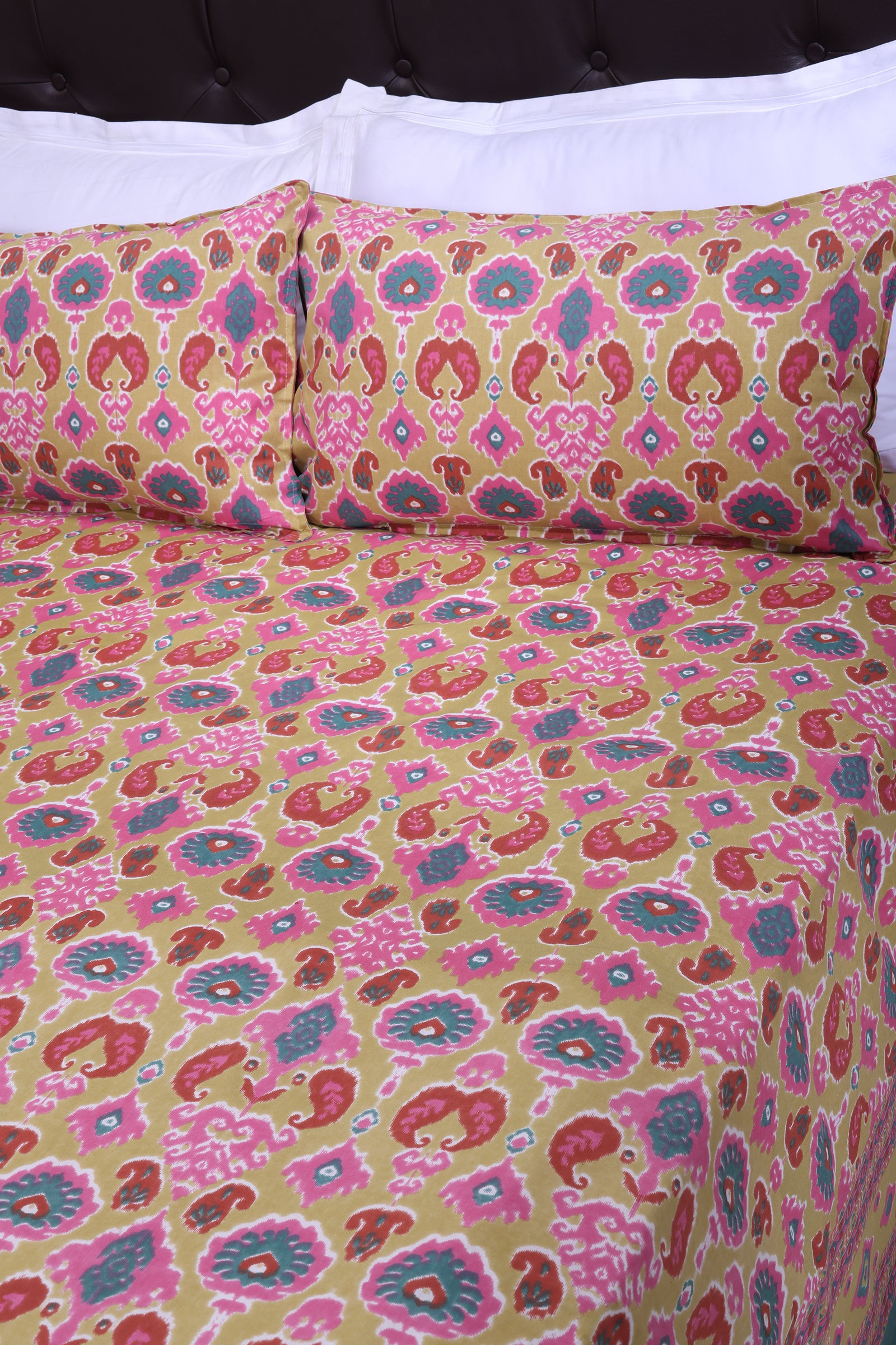 Mahi Double Ikat Green Cotton Bedsheet - shahenazindia