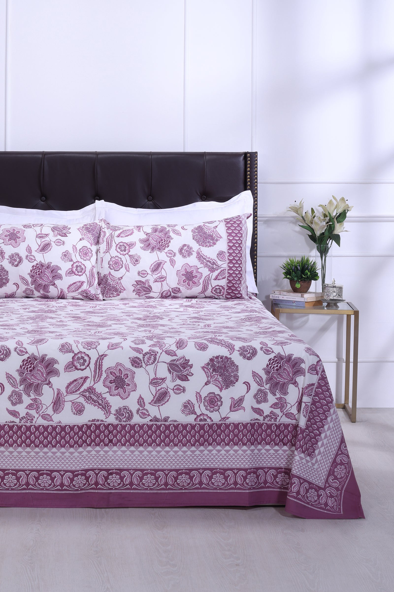 Malaga Chintz Purple Cotton Bedsheet - shahenazindia