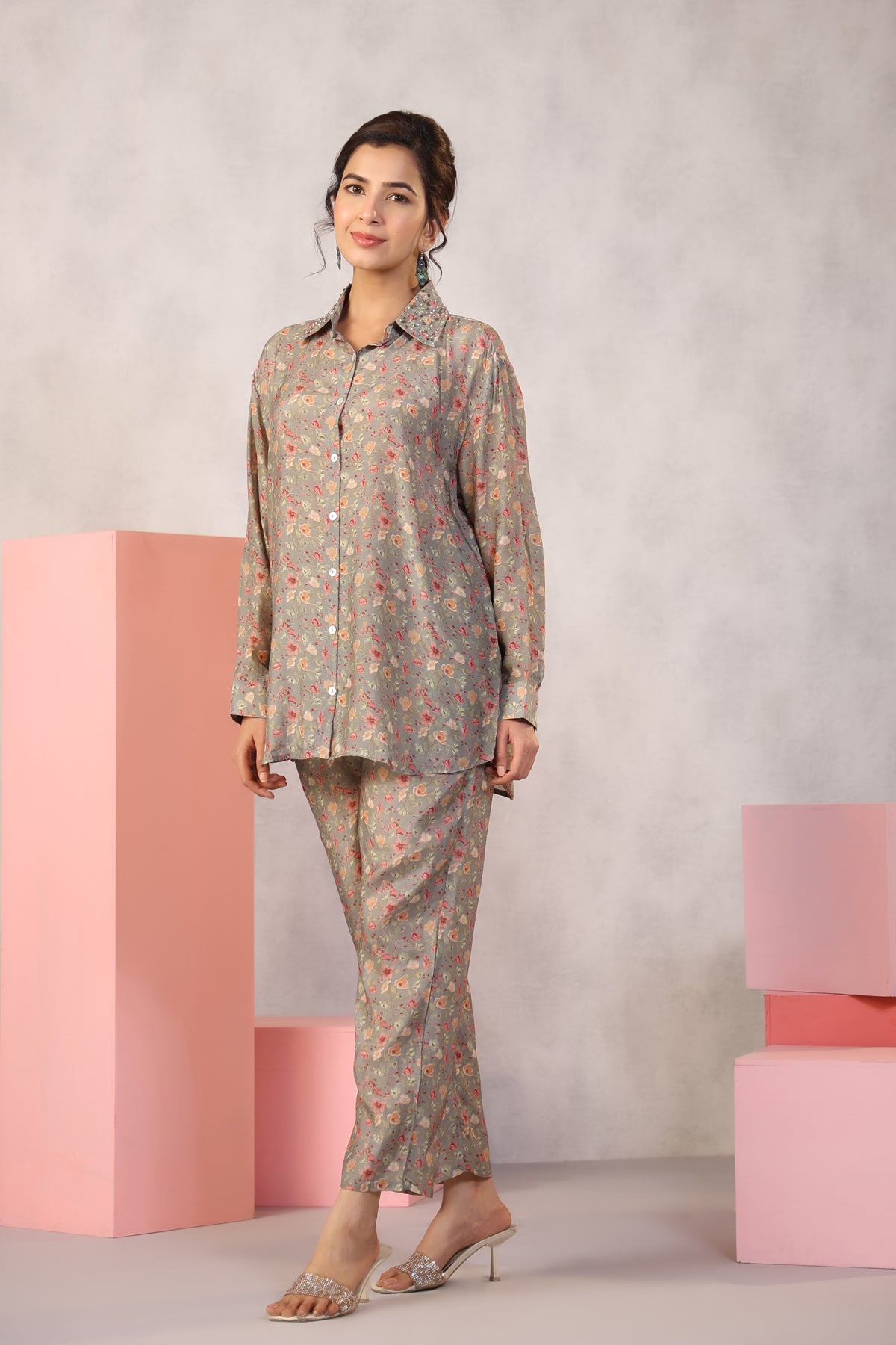 Nature's Bloom Grey Bloom Co-ord Set - Set of Two - shahenazindia