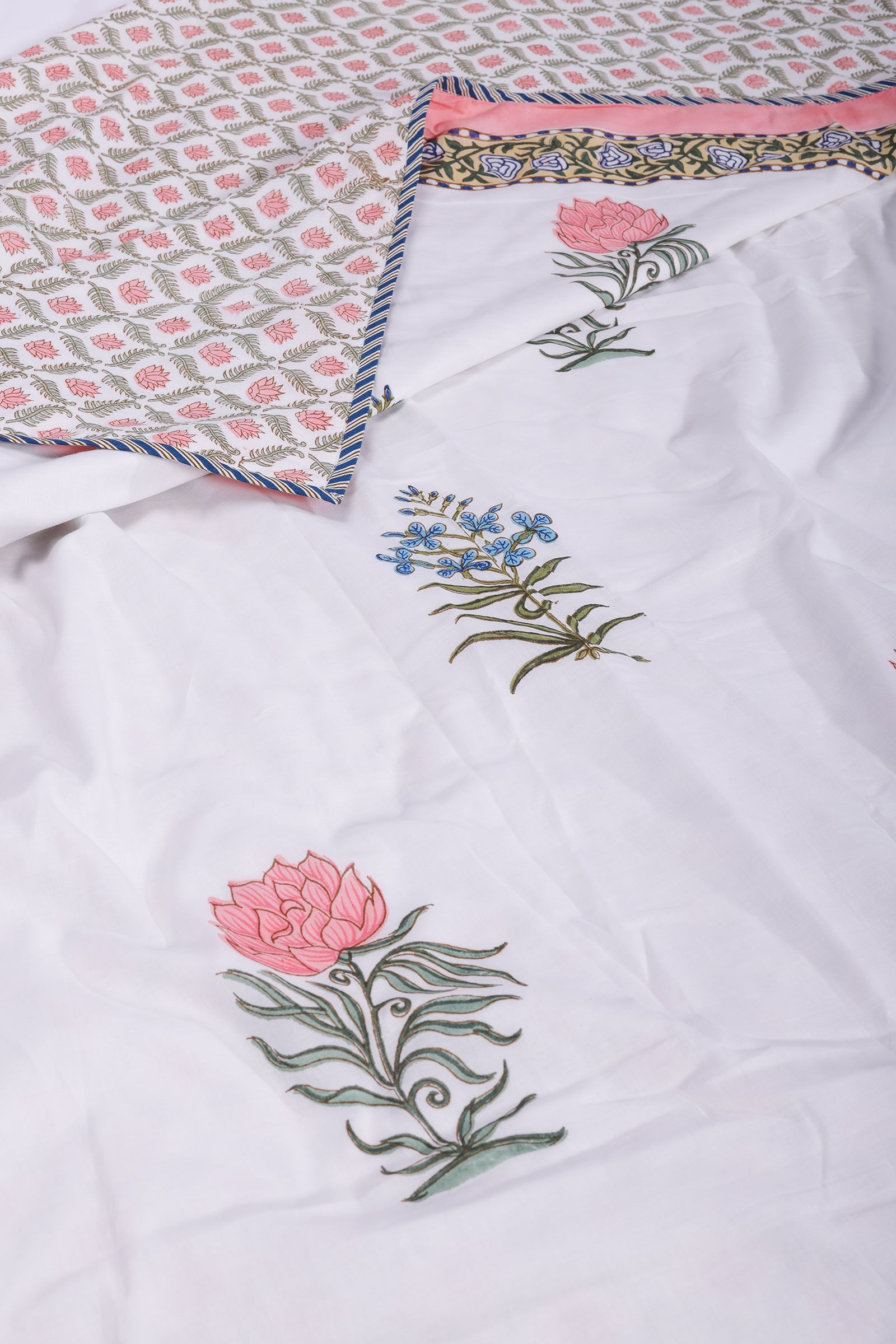 Pastel Flower Pink Reversible Cotton Muslin Dohar - shahenazindia