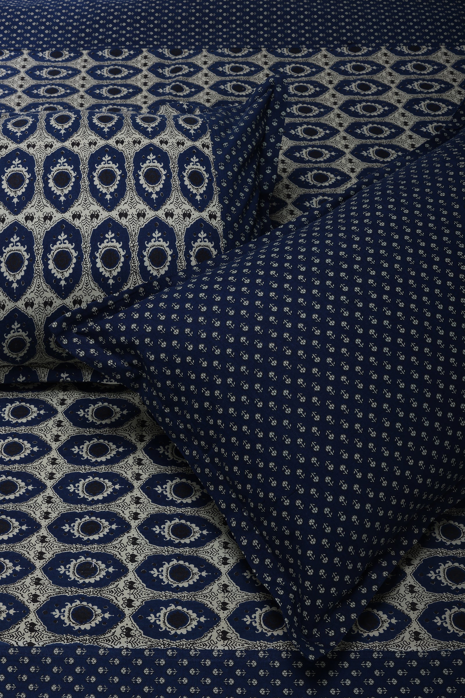Rahat Pendant Navy Blue Cotton Bedsheet - shahenazindia