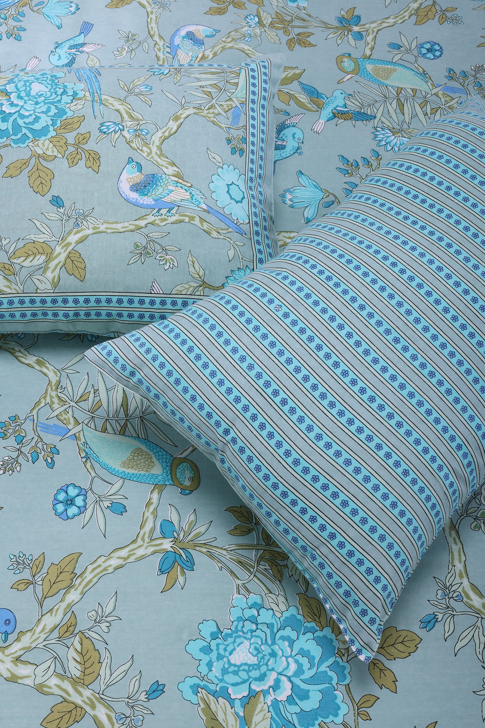 Rama Paisley Blue Cotton Bedsheet - shahenazindia