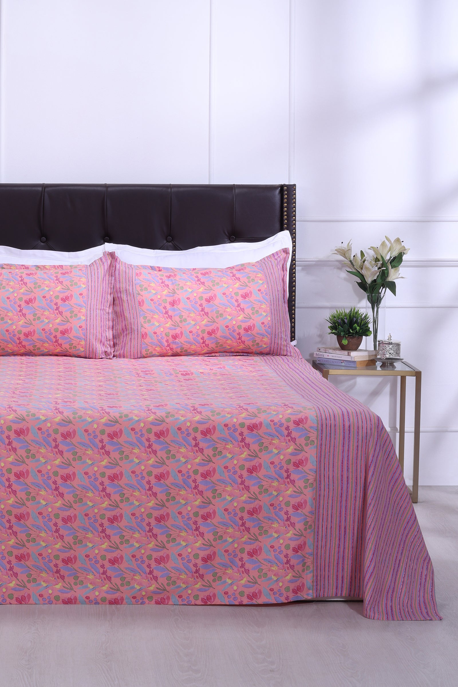 Rangeela Leaf Pink Cotton Bedsheet - shahenazindia