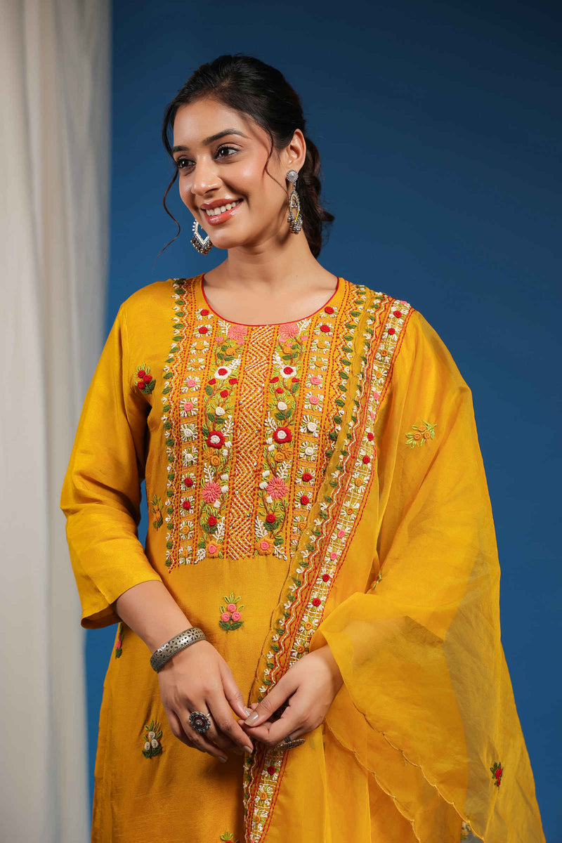 Buy Rifaqat Noura Mustard Yellow Kurta Set – Graceful Ethnic Wear for ...
