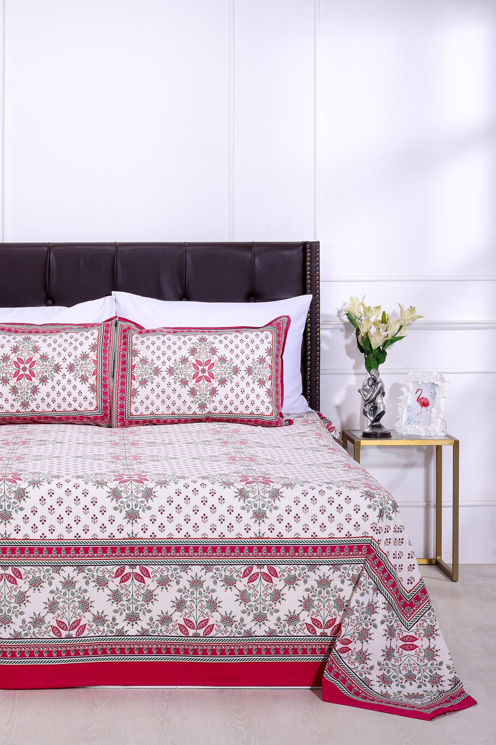 Snowflake Red Cotton Bedsheet