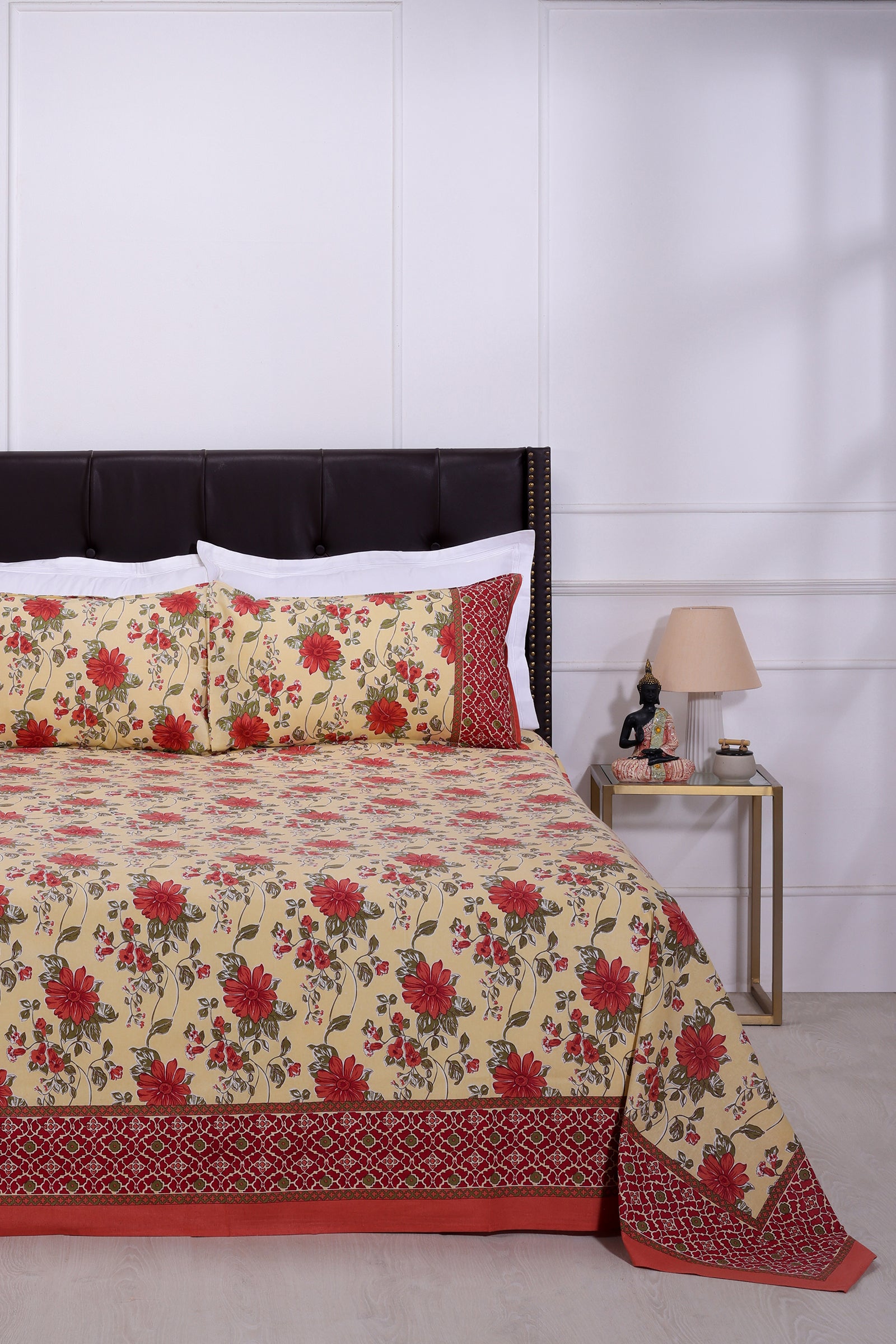 Suhana Lily Dreams Red Cotton Bedsheet - shahenazindia