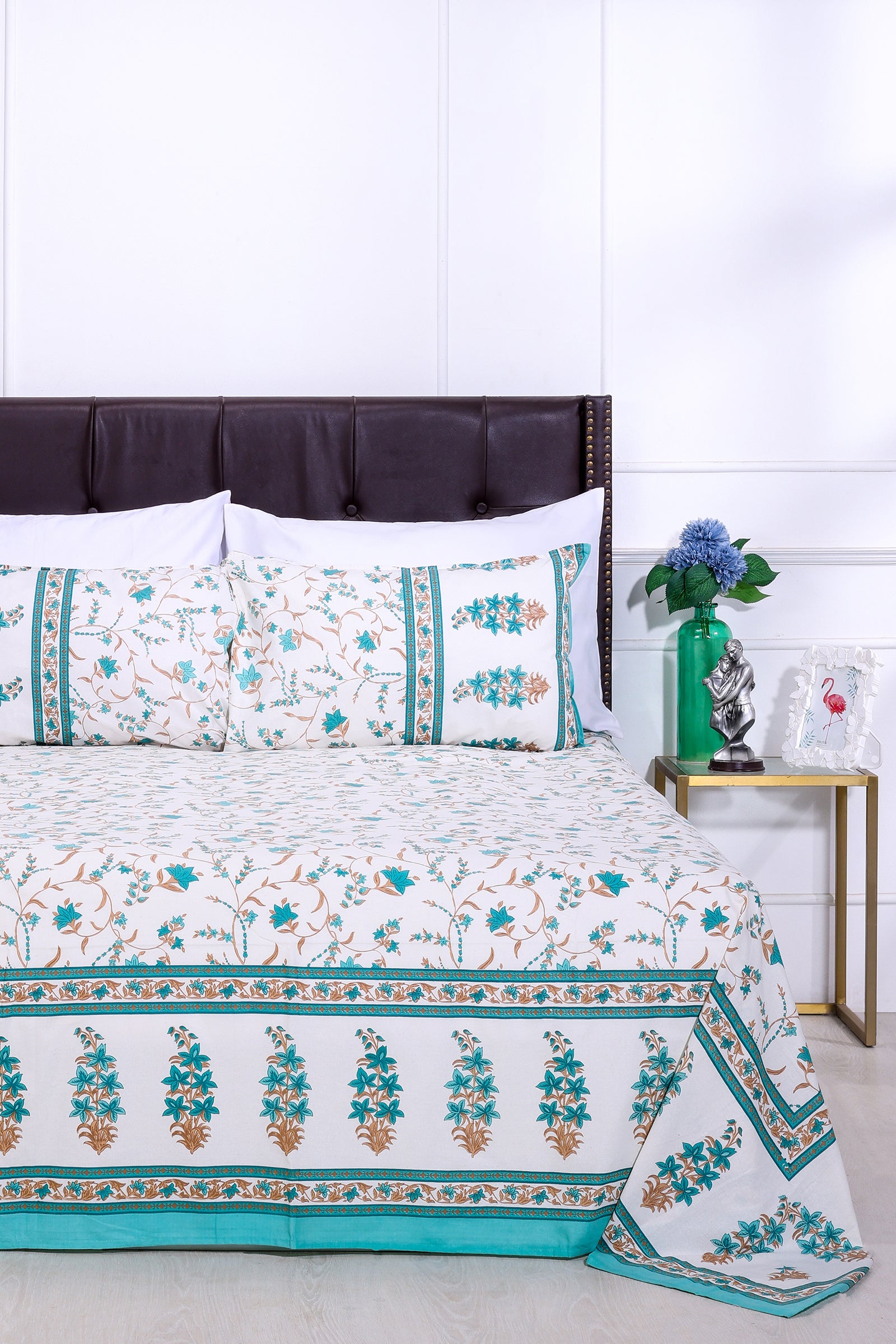 Summer Daisy Turquoise Cotton Bedsheet