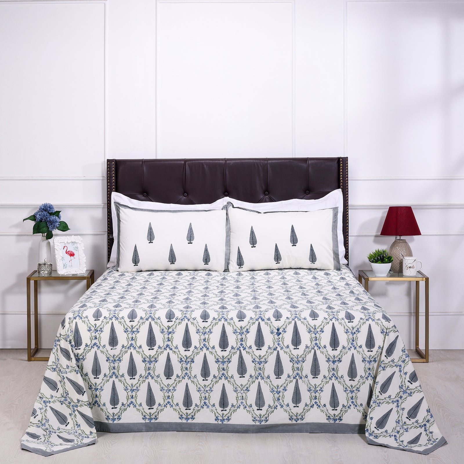 Zania Jaal Cream Cotton Percale Bedsheet - shahenazindia