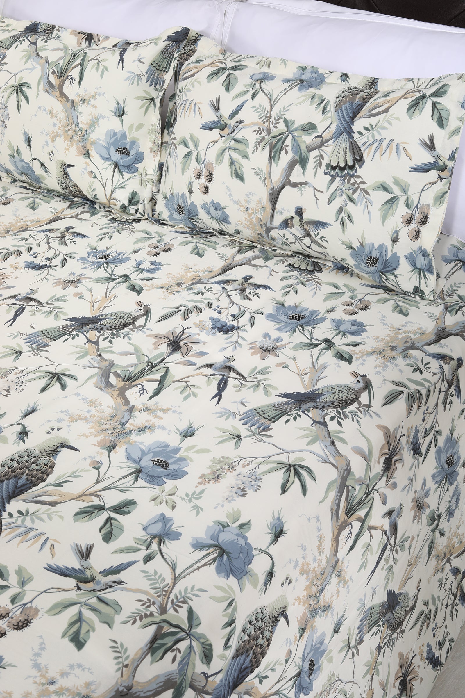 Floral Birds Cotton Bedsheet - shahenazindia
