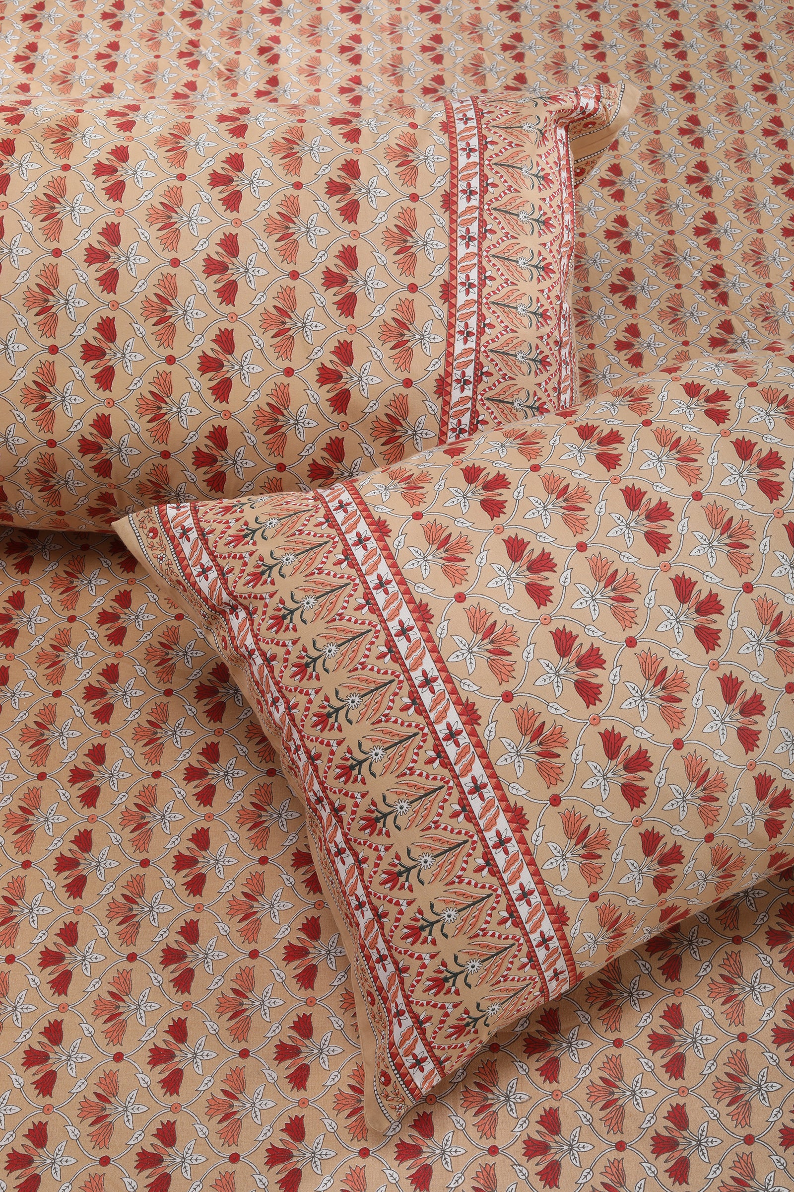Gulmohar Oasis Cotton Bedsheet - shahenazindia