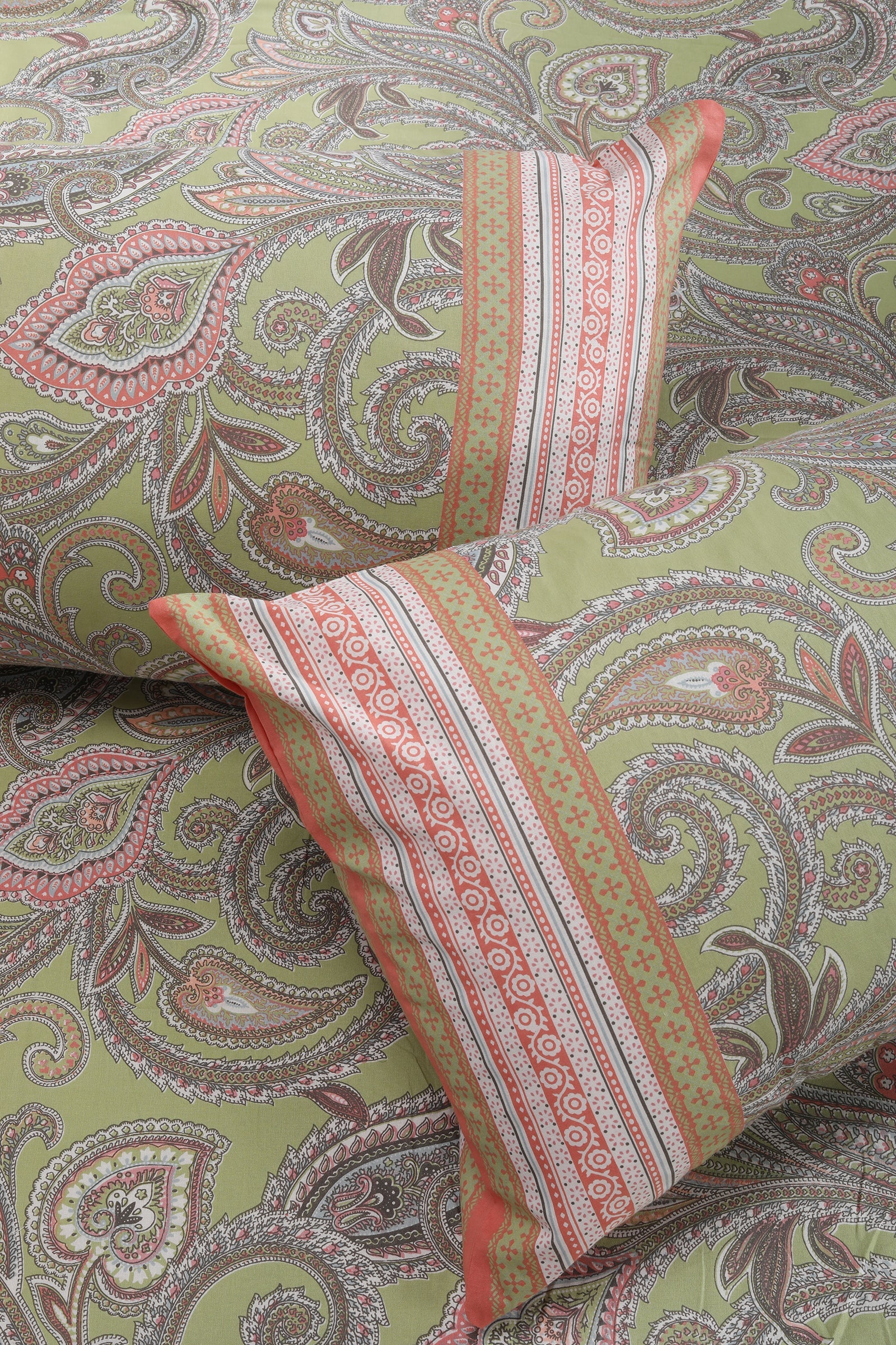 Surya Ornamental Cotton Bedsheet