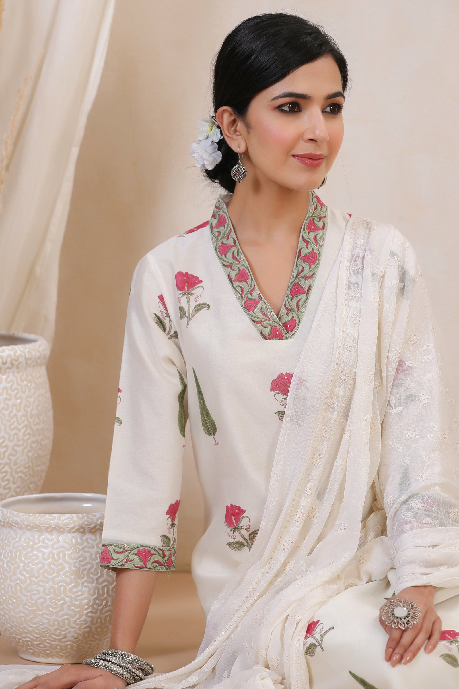 Maheen Miasarah Chiffon Embroidered Off White Dupatta - shahenazindia