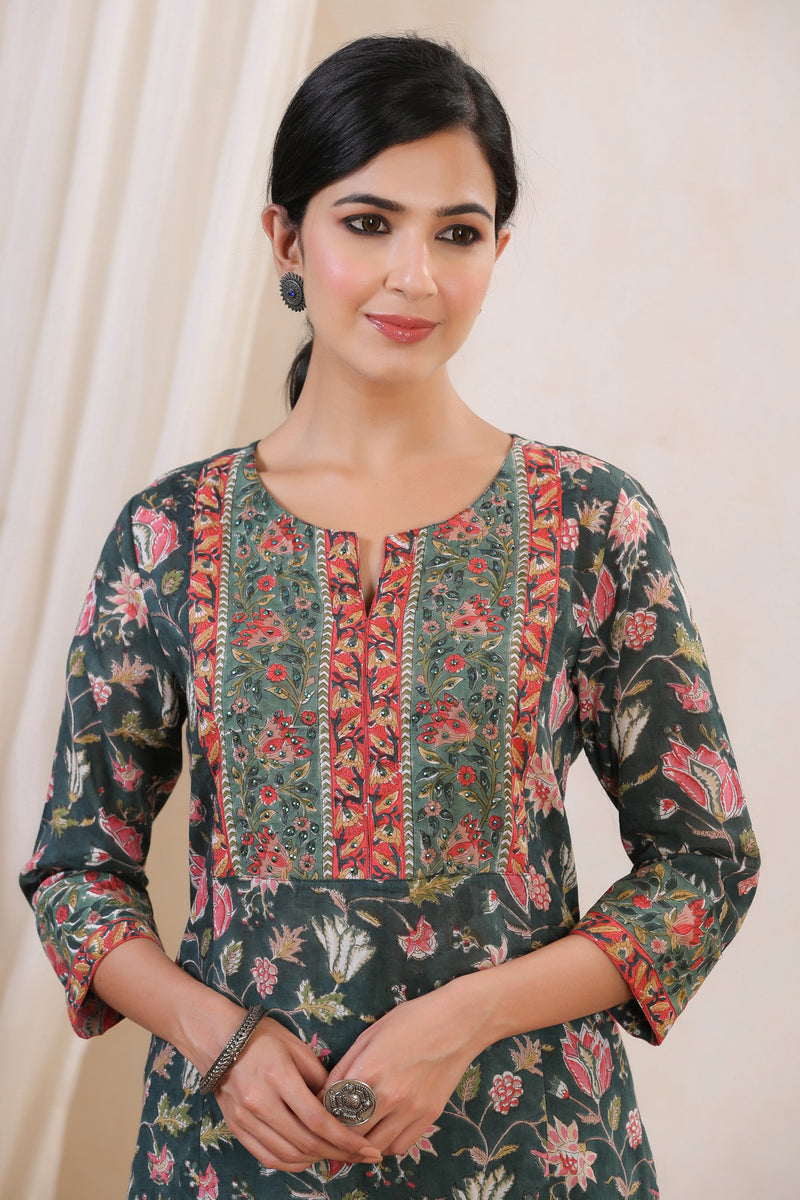 Buy Maheen Meraki Bagh Stright Mul Mul Kurta - Shahenaz Online