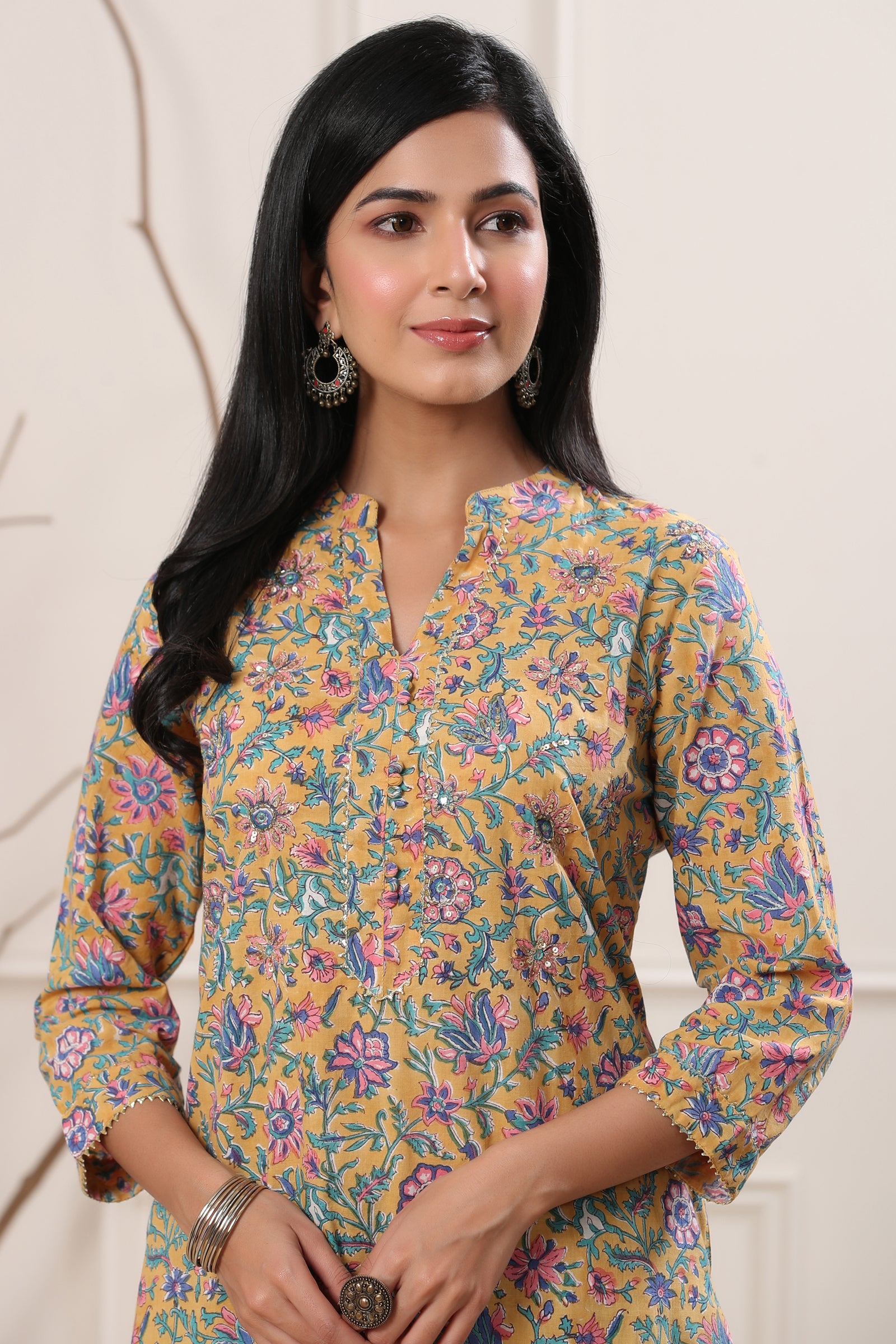 Maheen Riza Floral Stright Cotton Kurta - shahenazindia