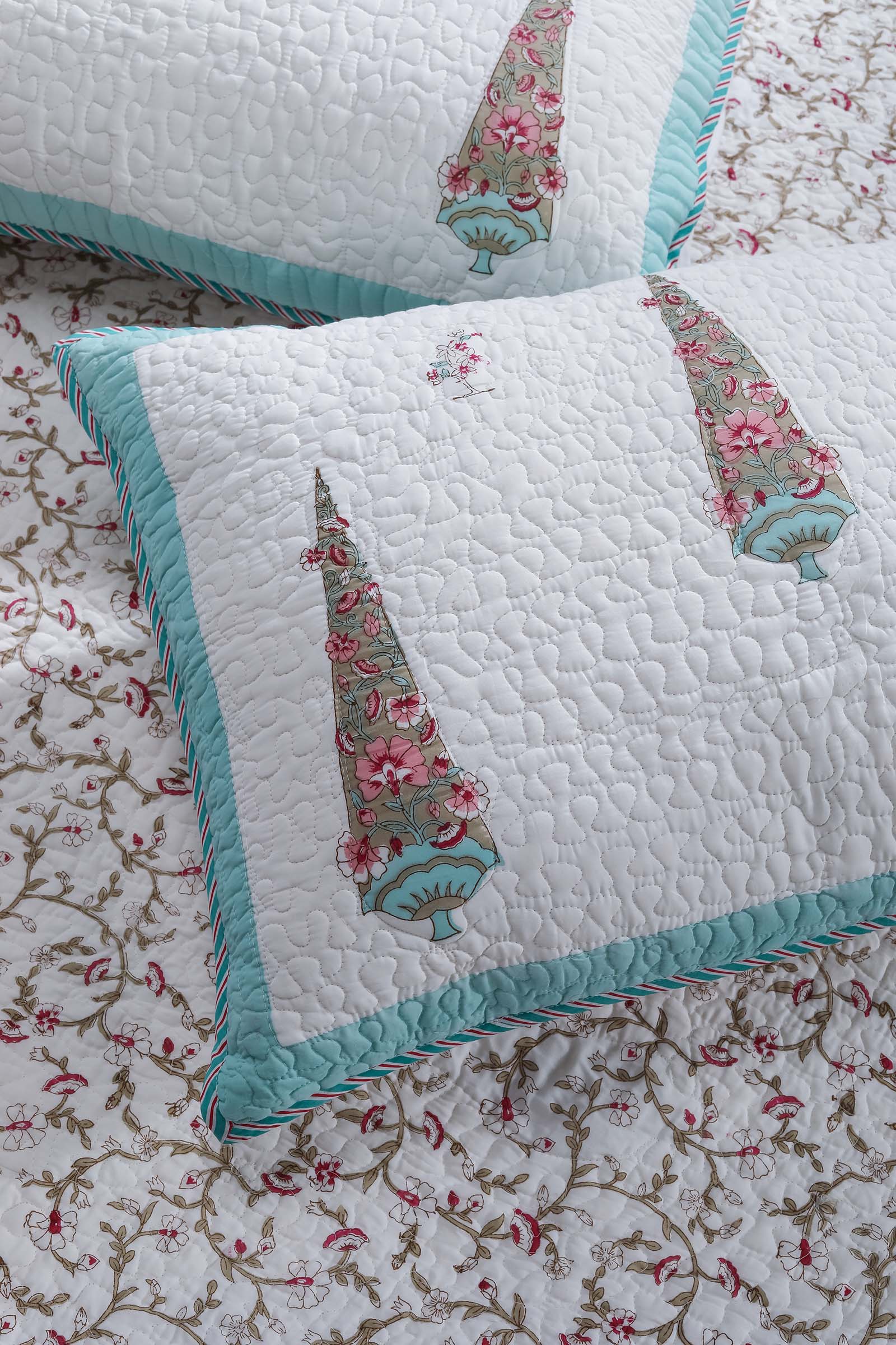Unnati Quilted Cotton Bedcover - shahenazindia